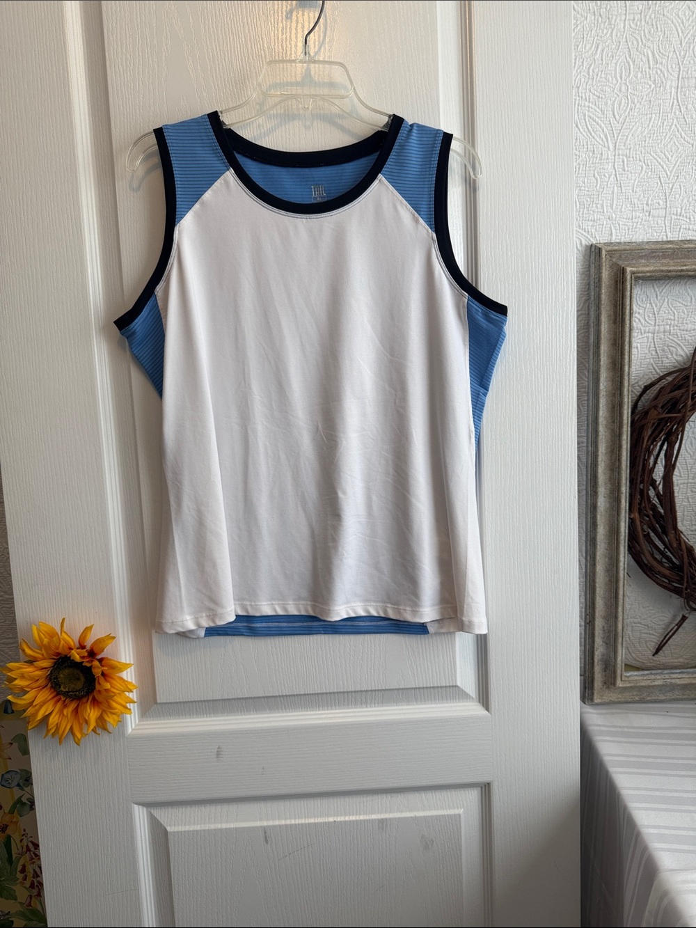Tail Womens Activewear Tennis Blue/White/Black Tank Top Size XL